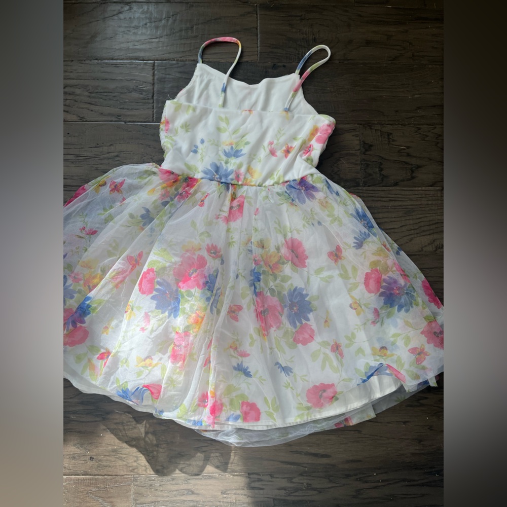 Girls White Floral Spaghetti-Strap Dress - Picture 2 of 3